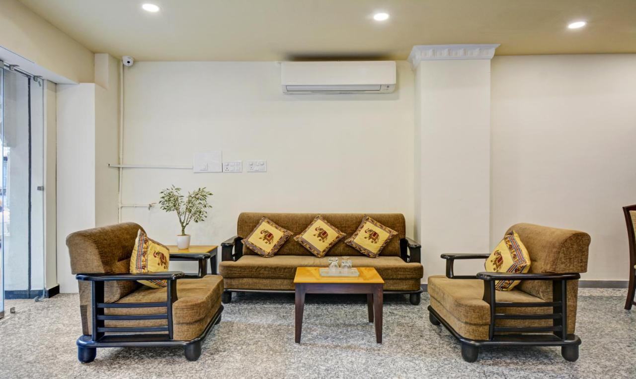 Treebo Jheel Mahal Hotel Udaipur Luaran gambar