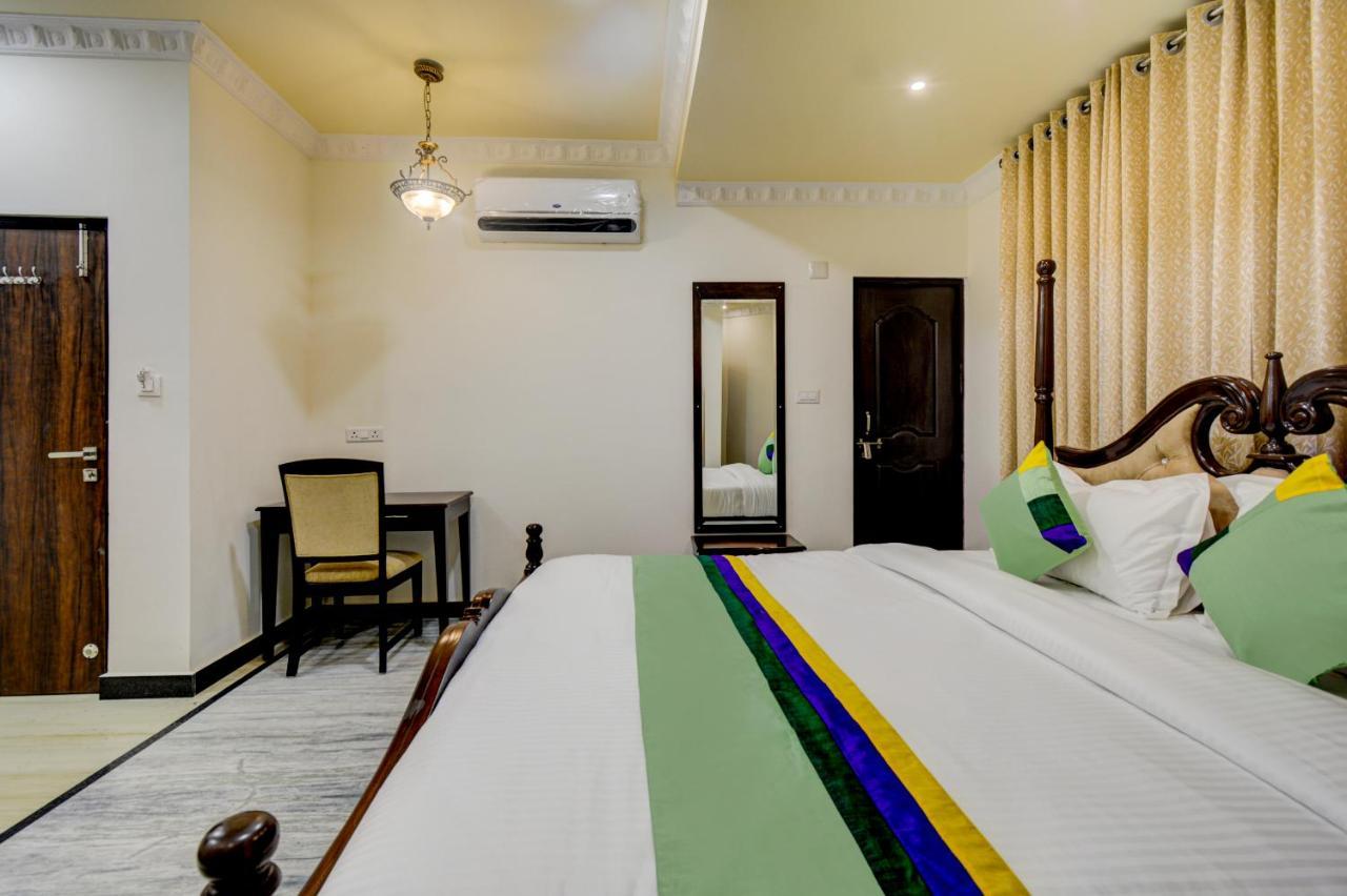Treebo Jheel Mahal Hotel Udaipur Luaran gambar